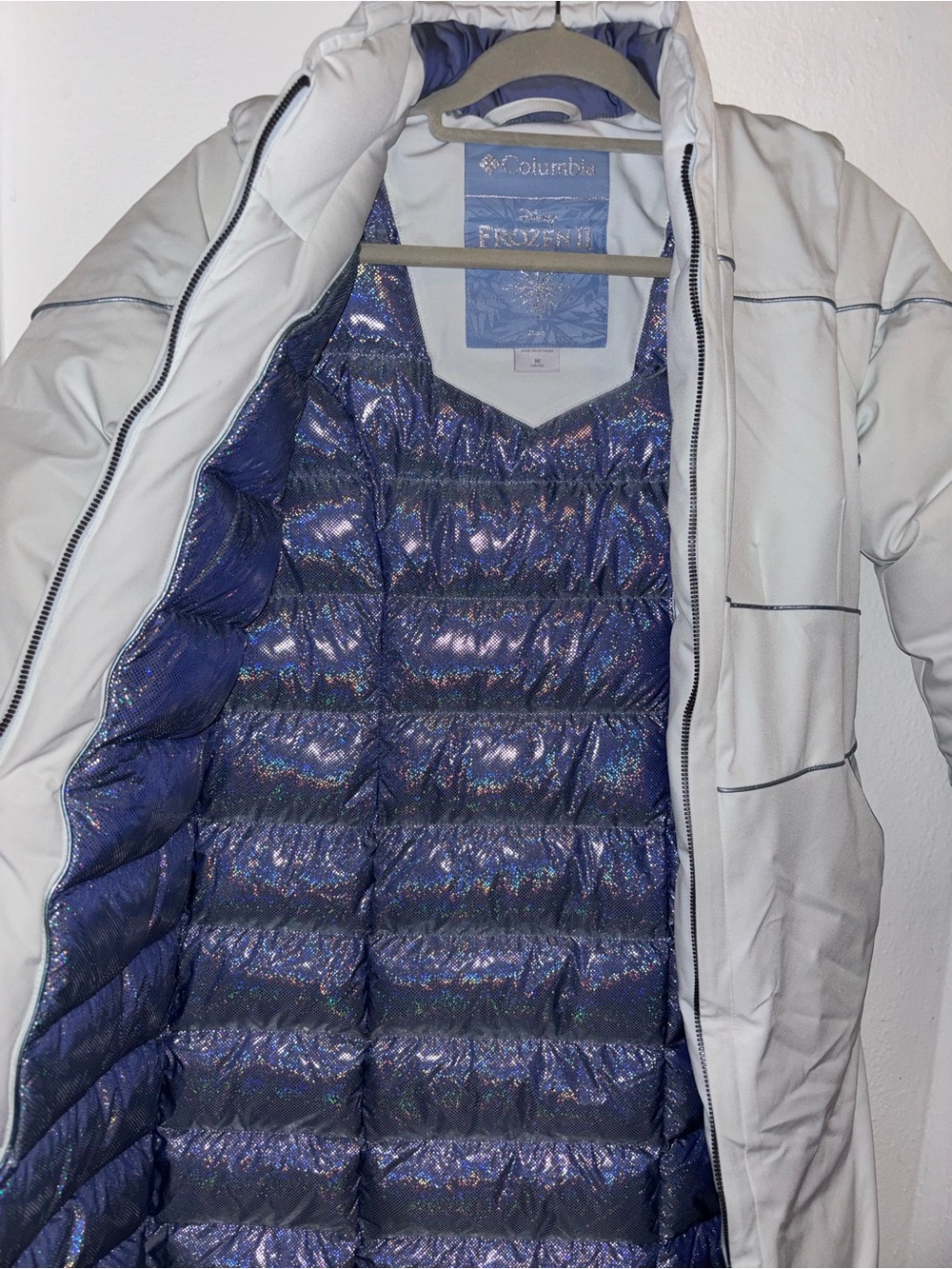Columbia White Puffer Jacket with Iridescent Blue Lining